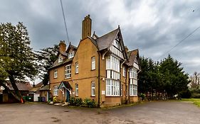 Gatwick Inn Hotel