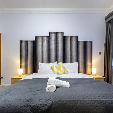 London Gatwick Inn Exterior photo