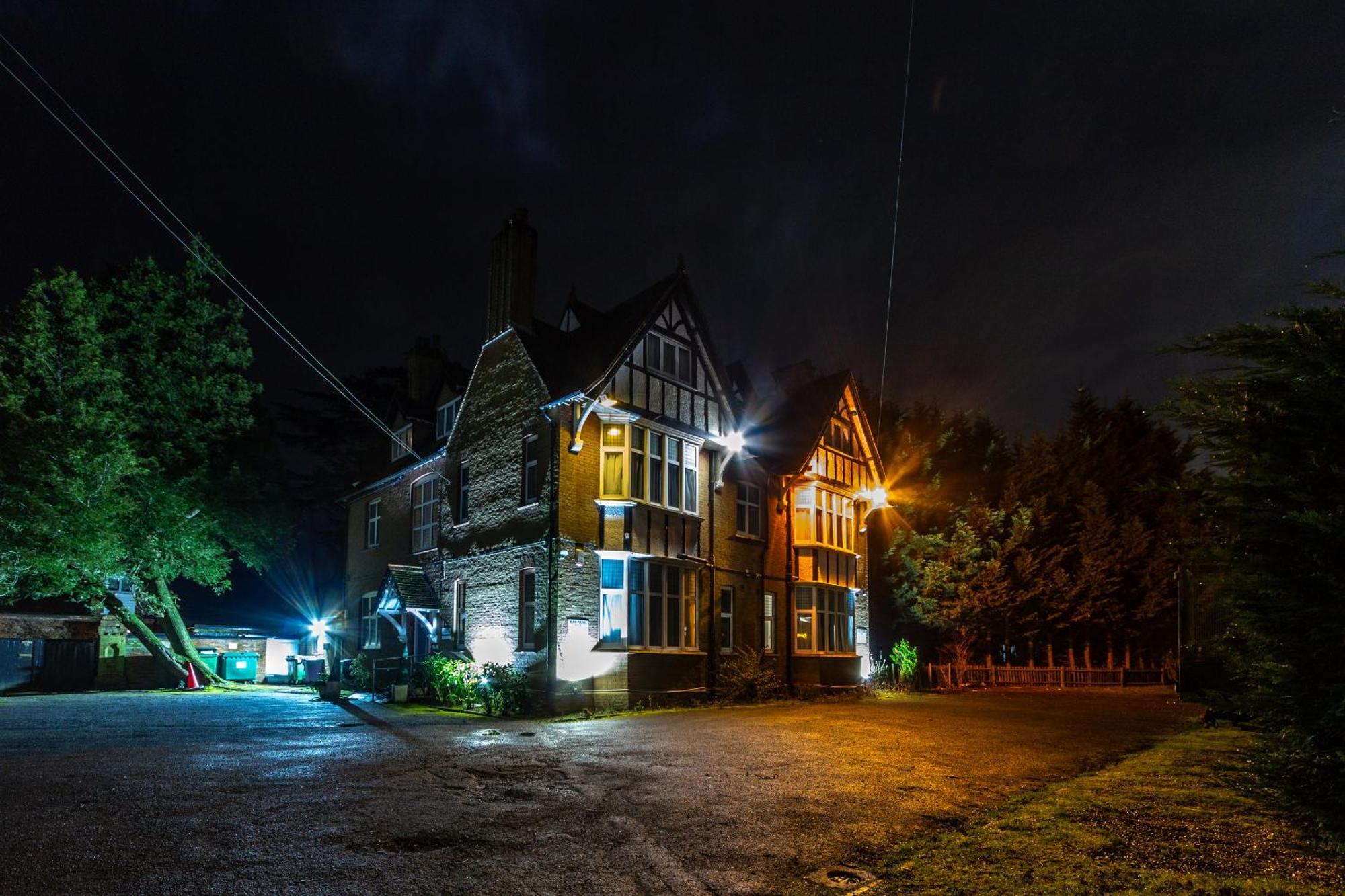 London Gatwick Inn Exterior photo
